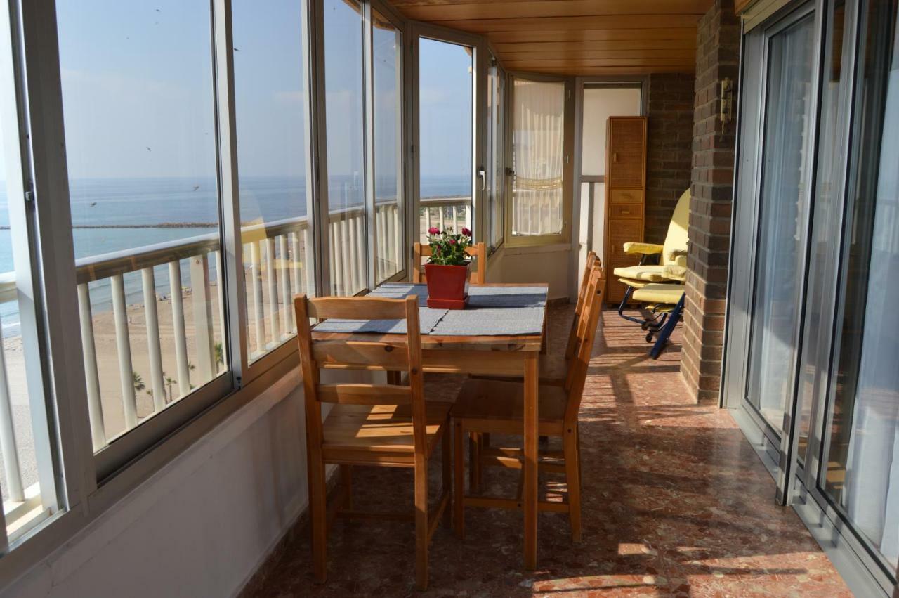 Apartment First Line Beach เอลกัมเปโญ ภายนอก รูปภาพ