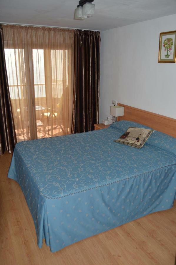 Apartment First Line Beach เอลกัมเปโญ ภายนอก รูปภาพ